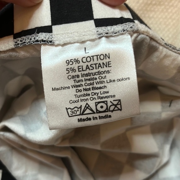 Checkered Bodycon Mini Skirt - Picture 3 of 3